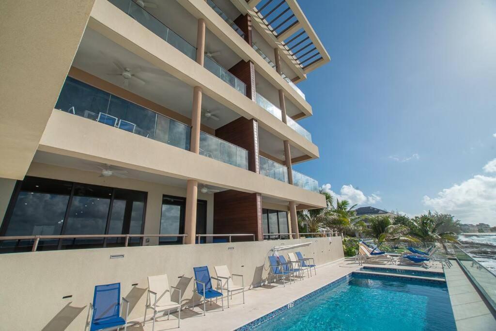 Luxury Ocean Front Seadreams 2 With 7 Mile Beach Views West Bay Luaran gambar